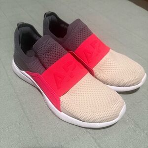 APL TECHLOOM BLISS Slip-On Knit Sneakers with Coral Strap